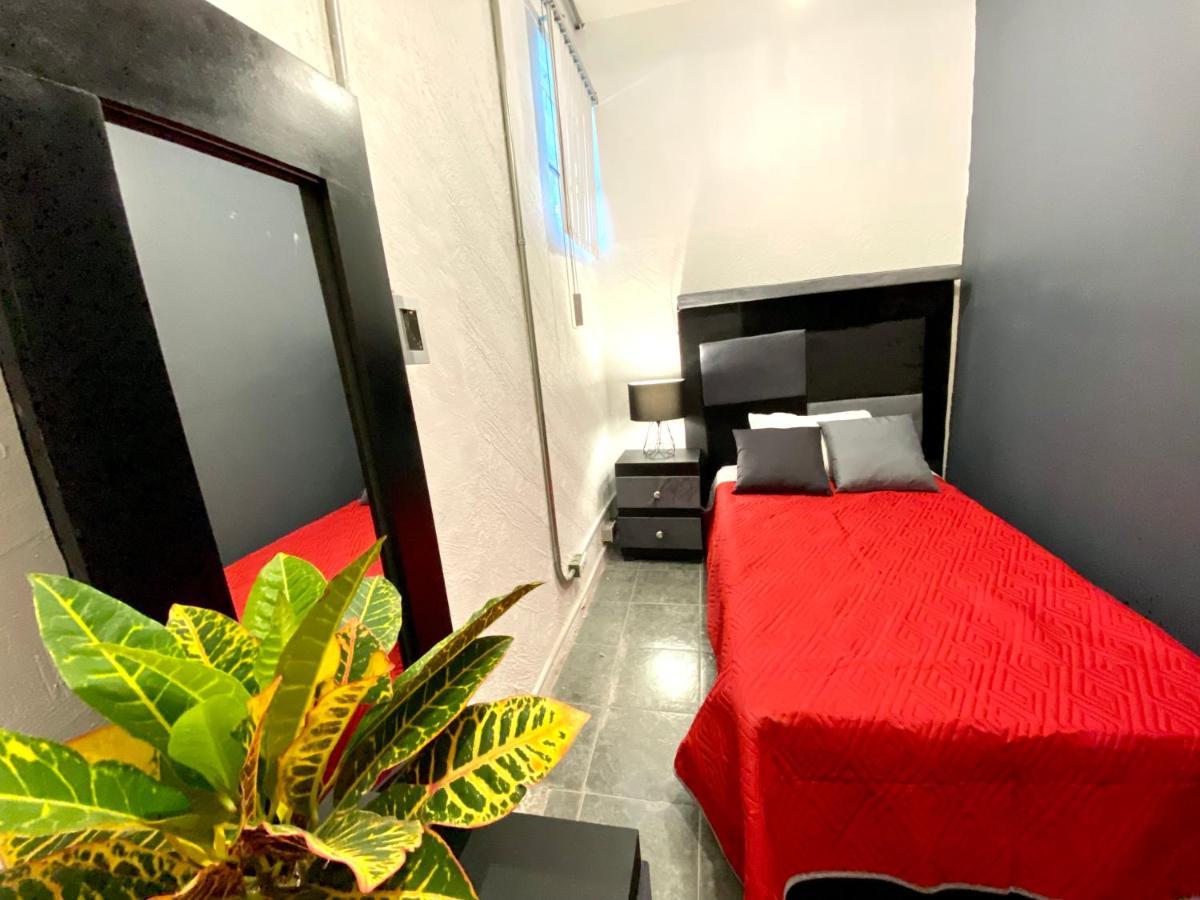 Roomies Hostel Reforma-El Angel Mexico City Exteriör bild